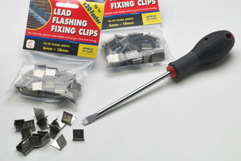 ECOBAT LEAD FLASHING HALL CLIPS CHASE 16-6mm (PACK OF 50) 9000027