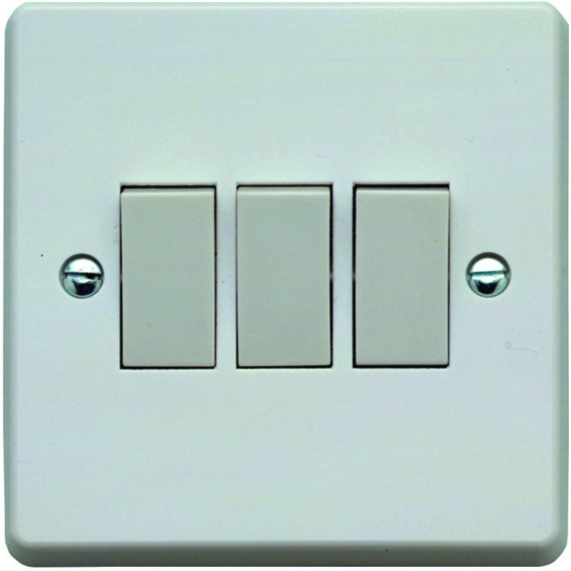 CONTACTUM 3-GANG 2 WAY SWITCH 10ax X2732