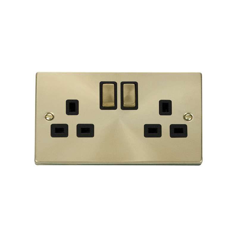 CLICK VPSB536BK 2G 13A DP 'INGOT'