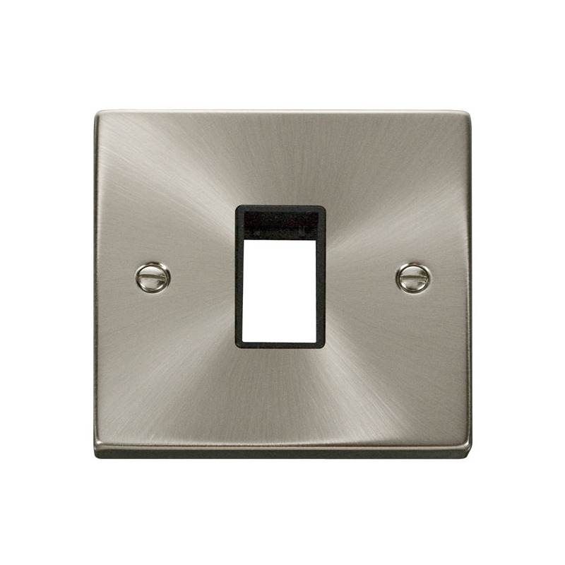 CLICK VPSC401BK 1 GANG PLATE SINGLE APT MG