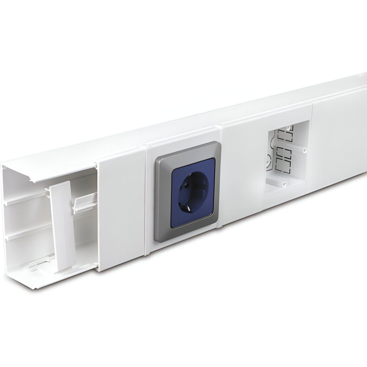 UNIVOLT MAK50/50 TRUNKING 50 x 50mm (PER METRE)