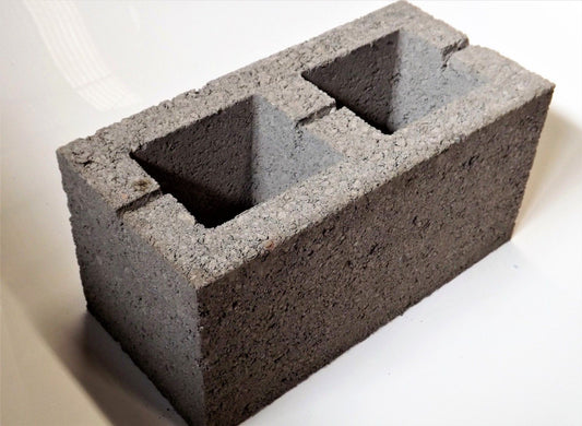 HODDAM HOLLOW CONCRETE BLOCK 215mm BR123