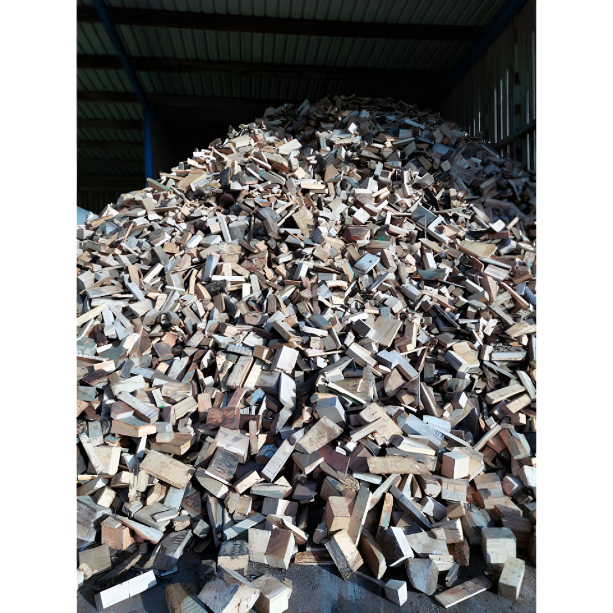 GMM HARDWOOD LOGS (PORT ONLY)