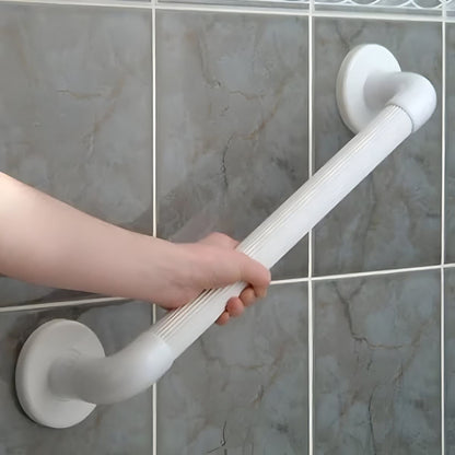 AKW 01410WH FLUTED PLASTIC GRAB RAIL 32 x 450mm WHITE