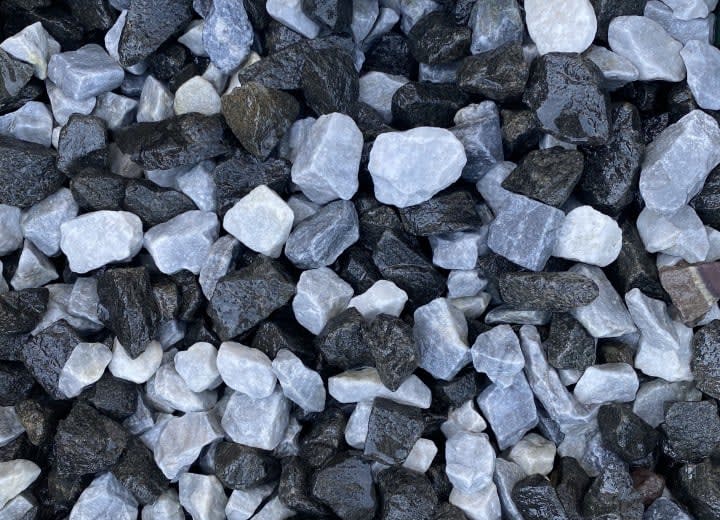 20mm Black Ice Chippings Bulk Bag (800kg)