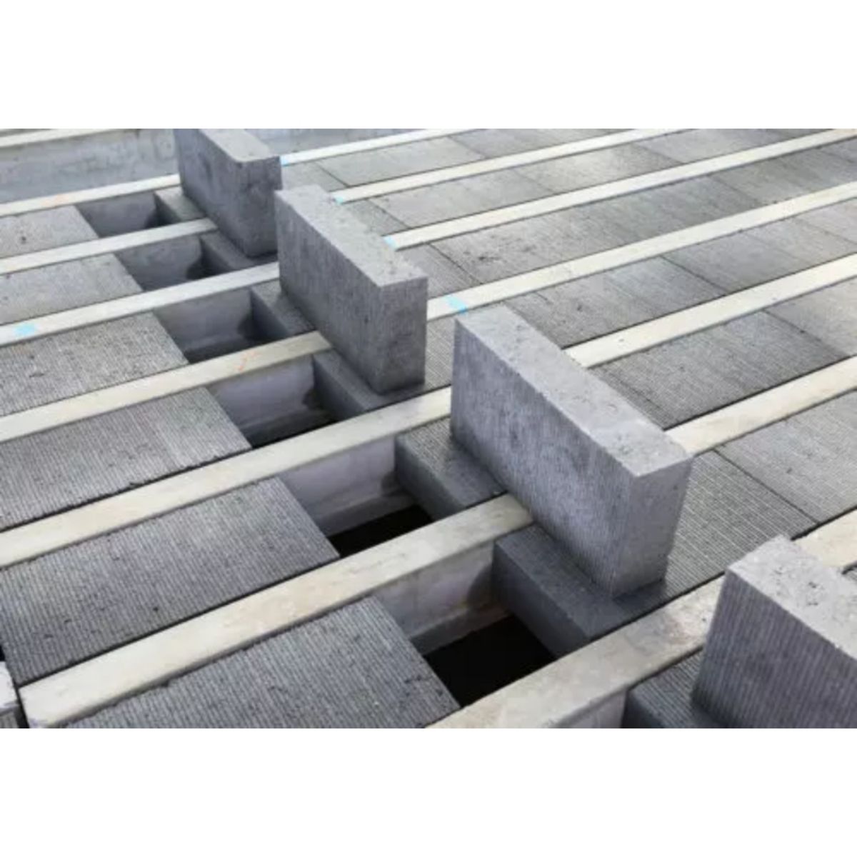 POUNDFIELD T3 CONCRETE FLOOR BEAM 4200 x 150 x 127mm (145kg)