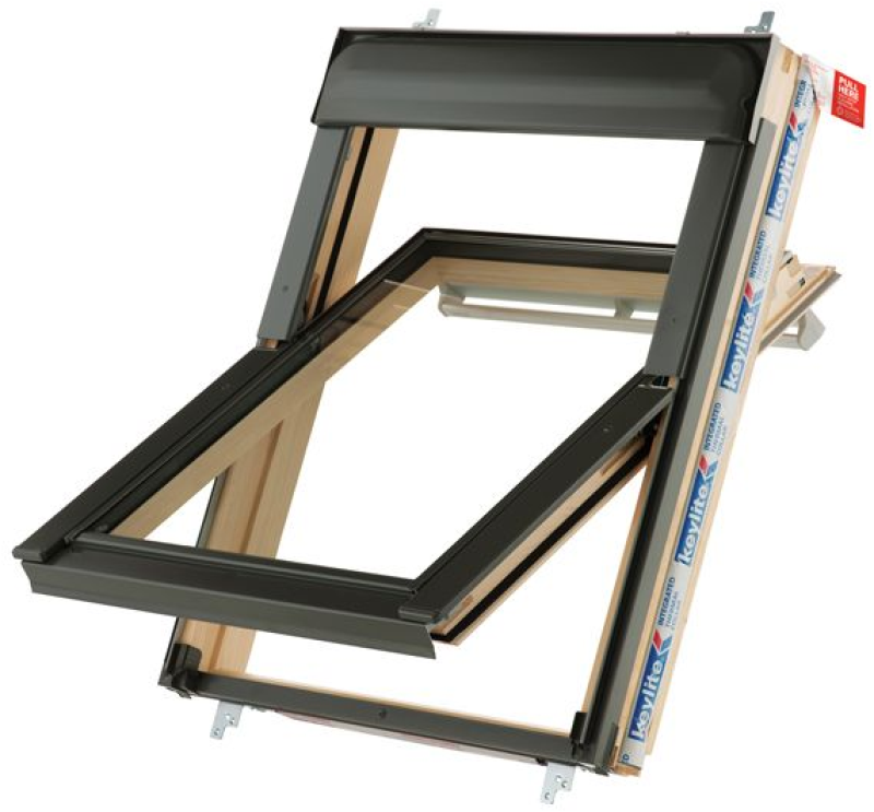 KEYLITE ROOF WINDOW 550 x 980mm CENTRE PIVOT PINE FINISH CP02T