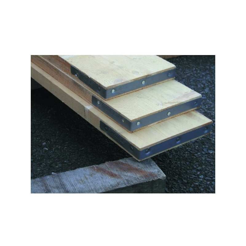 TTG 38 x 225mm x 2.4m BS2482 SCAFFOLD BOARD