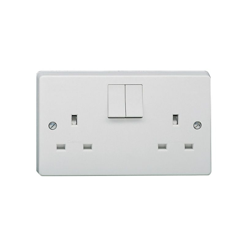CRABTREE 4306 1-POLE 2-GANG SWITCHED SOCKET 13a