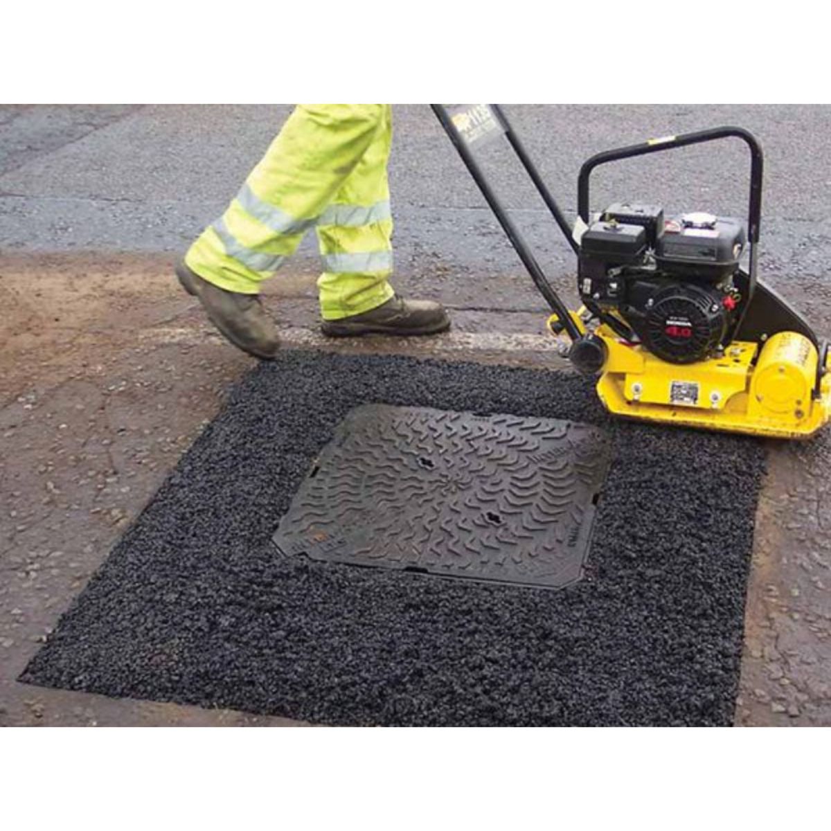 INSTARMAC ULTRACRETE 10mm INSTANT ROAD REPAIR BAG 25kg IR10