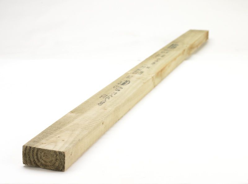 BSW 47 x 100mm x 4.8m SAWN GREEN TREATED HOMEGROWN TIMBER C16 EASED EDGE <45x95> FSC