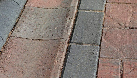 MARSHALLS ROAD KERB DISHED CHANNEL 125 x 255 x 914mm RK3600000