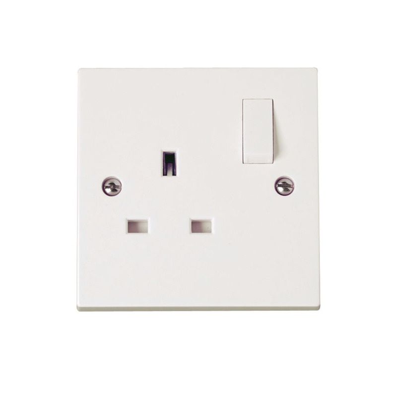 CLICK PRW035 SWITCHED SOCKET 1GANG 13A WHITE