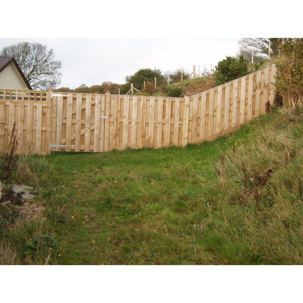 DENBIGH TIMBER HIT + MISS FENCE PANEL 6 x 4' HM6X4