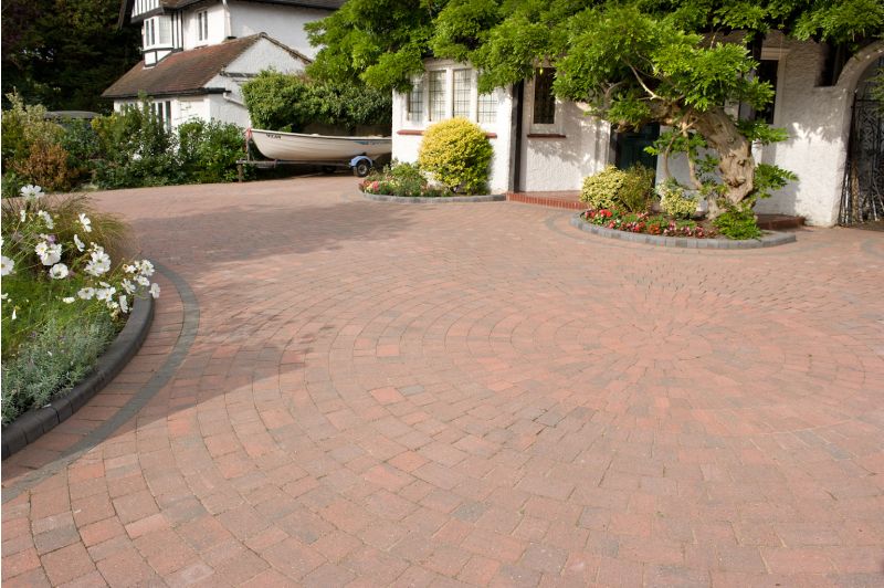 BRETT ALPHA ANTIQUE 140 x 140 x 50mm BRINDLE NLAM50BR