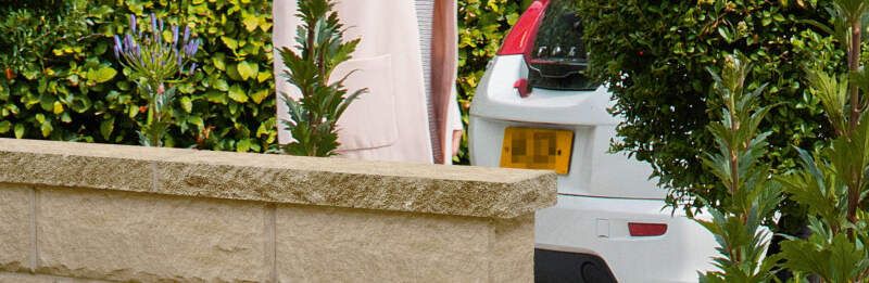 MARSHALLS CROMWELL WALLING FLAT COPING BUFF 600 x 136 x 50mm WA4005050