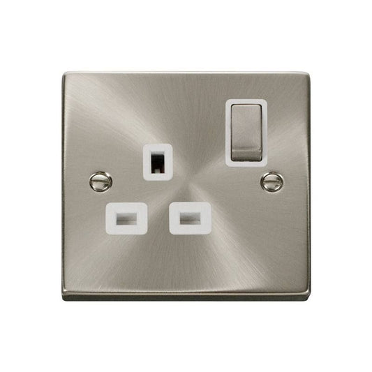 CLICK VPSC535WH 1G 13A DP SW SOCKET SATIN CHROME