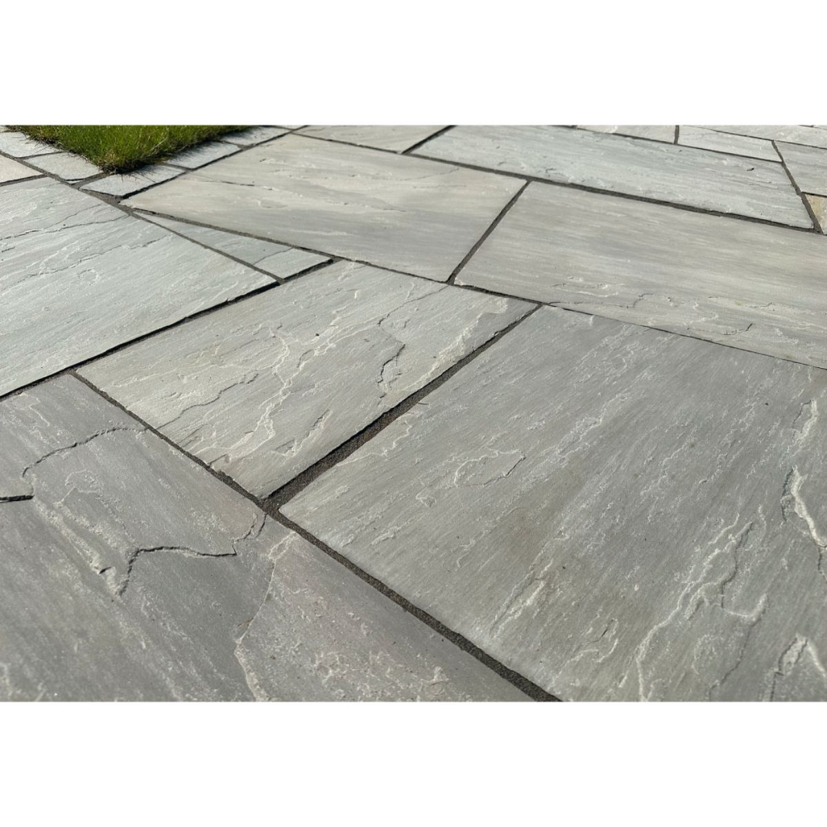 Resiply Residual Basalt Blend Grey 20kg Bucket