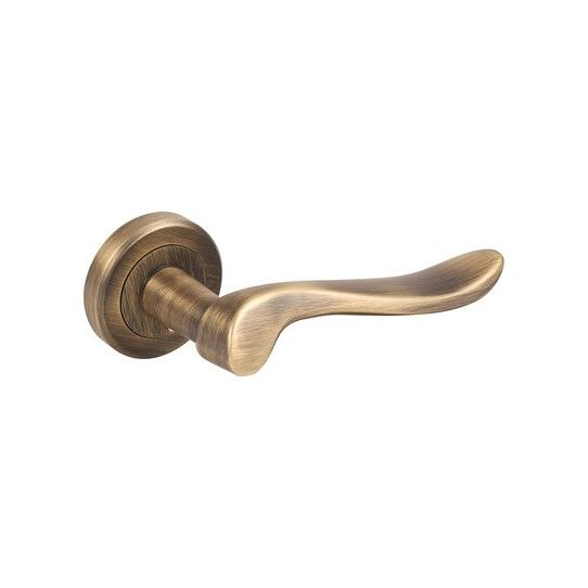 SERROZZETTA VERDUN LEVER HANDLES ROUND ROSE BOXED ANTIQUE BRASS ZIN3130AB