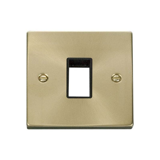 CLICK VPSB401BK 1G PLATE SINGLE APERTURE MG