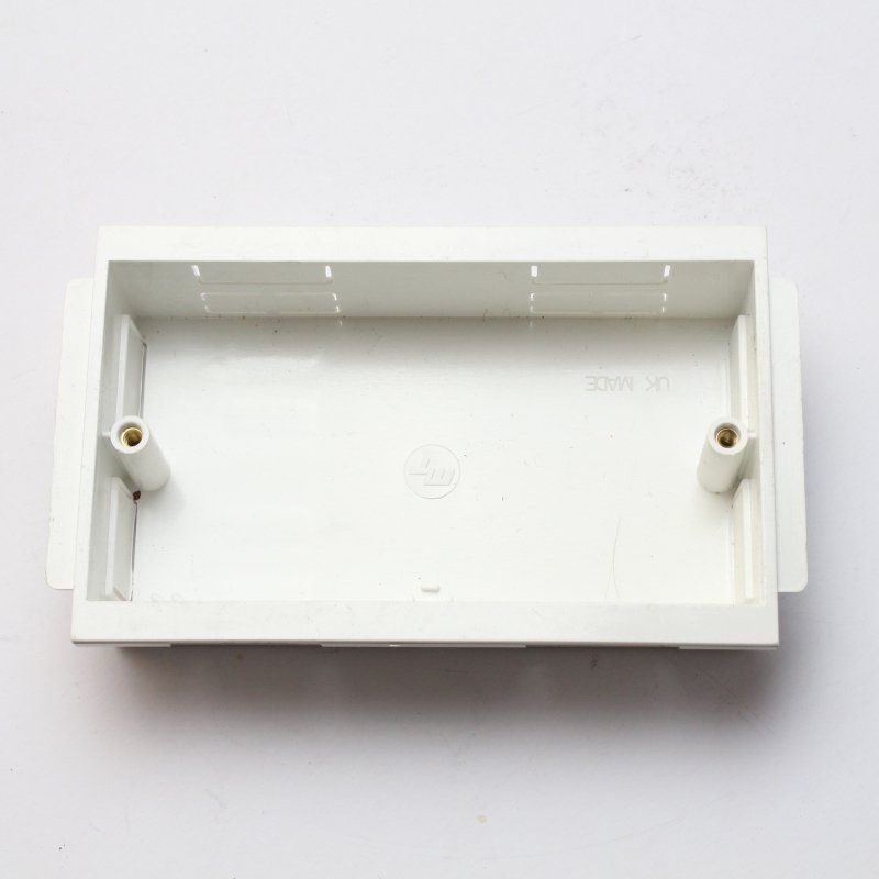 APPLEBY SB619 1-GANG DRY LINING INSTALLATION BOX WITH ADJUSTABLE LUGS 35mm