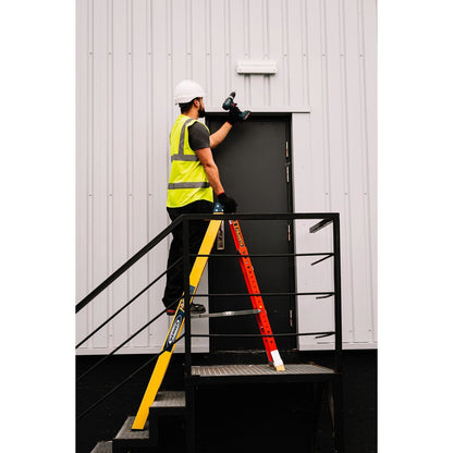 WERNER ADJUSTASTEP FIBREGLASS STEPLADDER 6 TREAD 75074