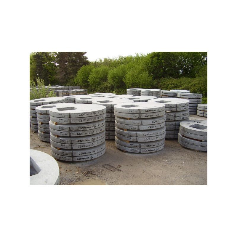 CPM CONCRETE COVER SLAB 1800mm 675 x 675mm OPENING HEAVY DUTY (1210kg) M1867