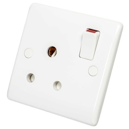 BG Nexus 15A 1 Gang Switched Socket White