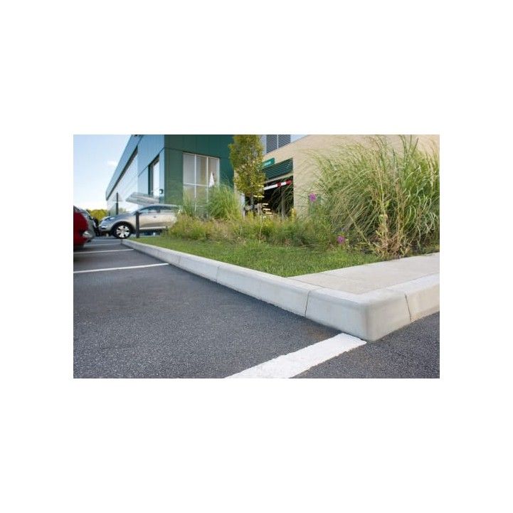 MARSHALLS ROAD KERB HALF BATTERED 150 x 305 HB1 RK0100000