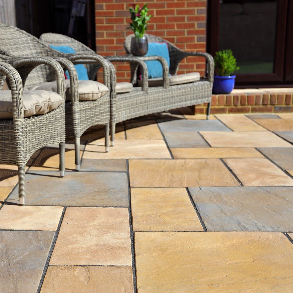 BRADSTONE OLD RIVEN PAVING PATIO PACK 9.9m2 AUTUMN BRONZE 23132