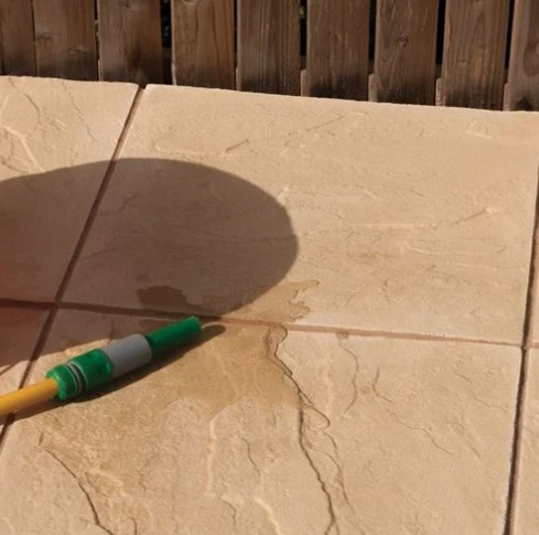 BRADSTONE PEAK RIVEN (UTILITY) PAVING 600 x 600 x 35mm DARK GREY 23031