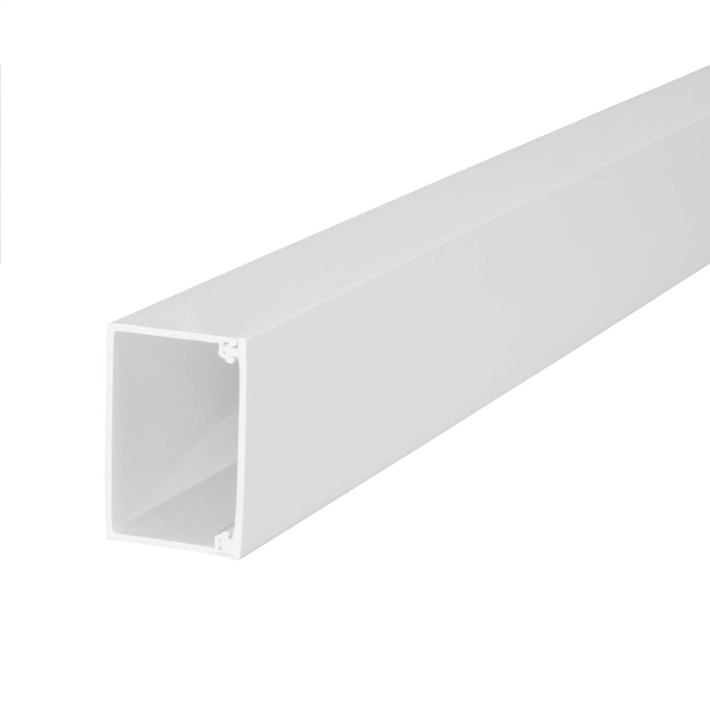 Centaur 75mm x 50mm PVC Maxi Trunking White (3m Length)