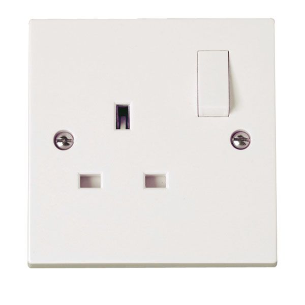 CLICK PRW605 13A 1G SP SWITCHED SOCKET