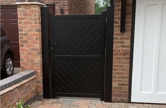PEDESTRIAN GATE 900 x 1600mm DIAGONAL INFILL BLACK RMG003PG-01