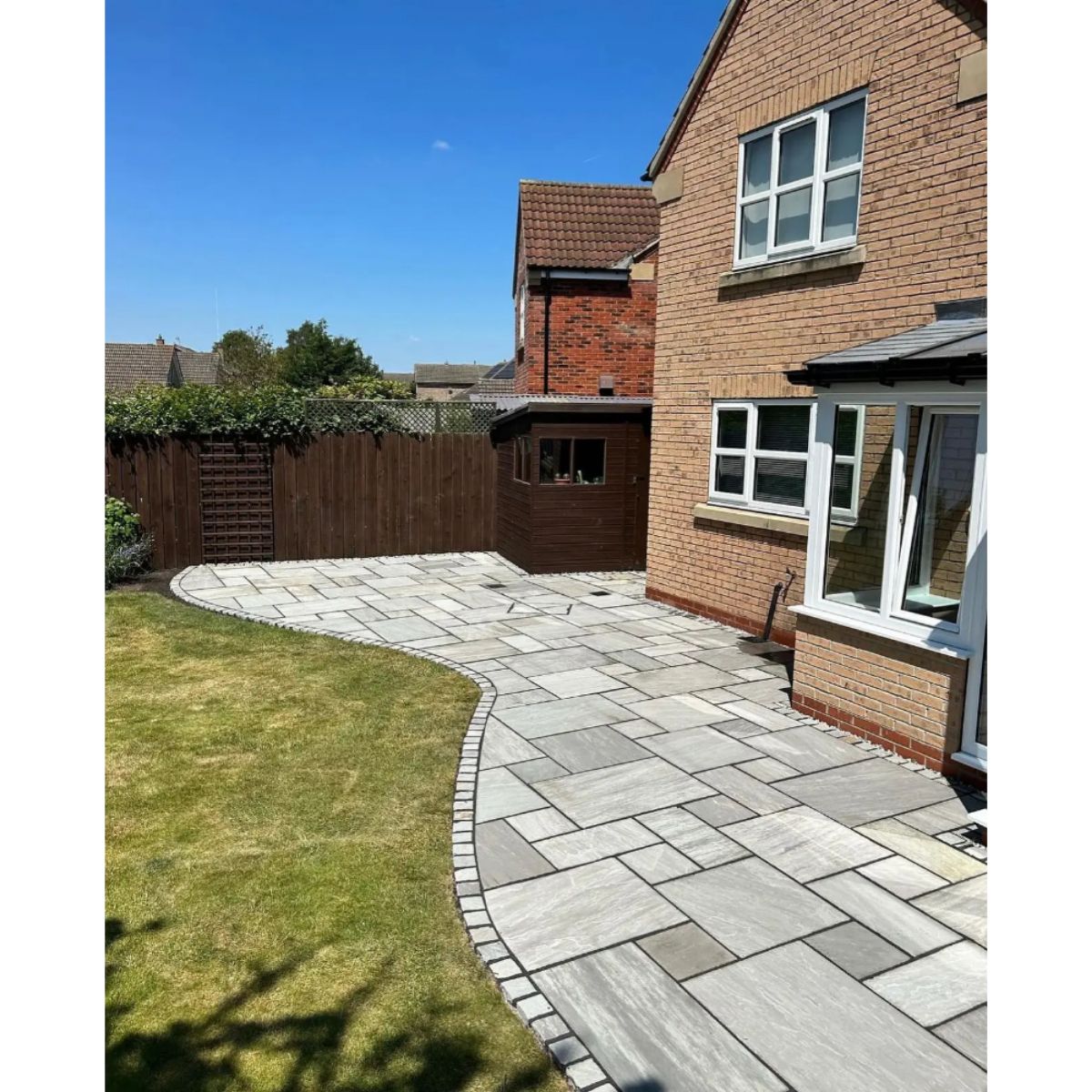 RFL KANDLA GREY SANDSTONE PAVING 900 x 600 x 22mm (PARKSIDE ONLY)