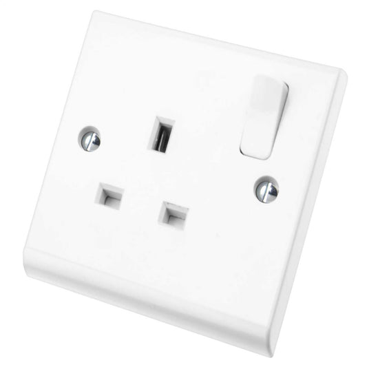 Deta 13A 1 Gang Switched Socket