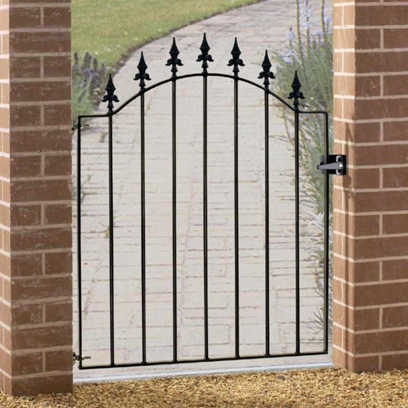 BIC SAxON-WARWICK SPEAR TOP METAL GARDEN GATE 880mm GAP x 1076mm HIGH WASB