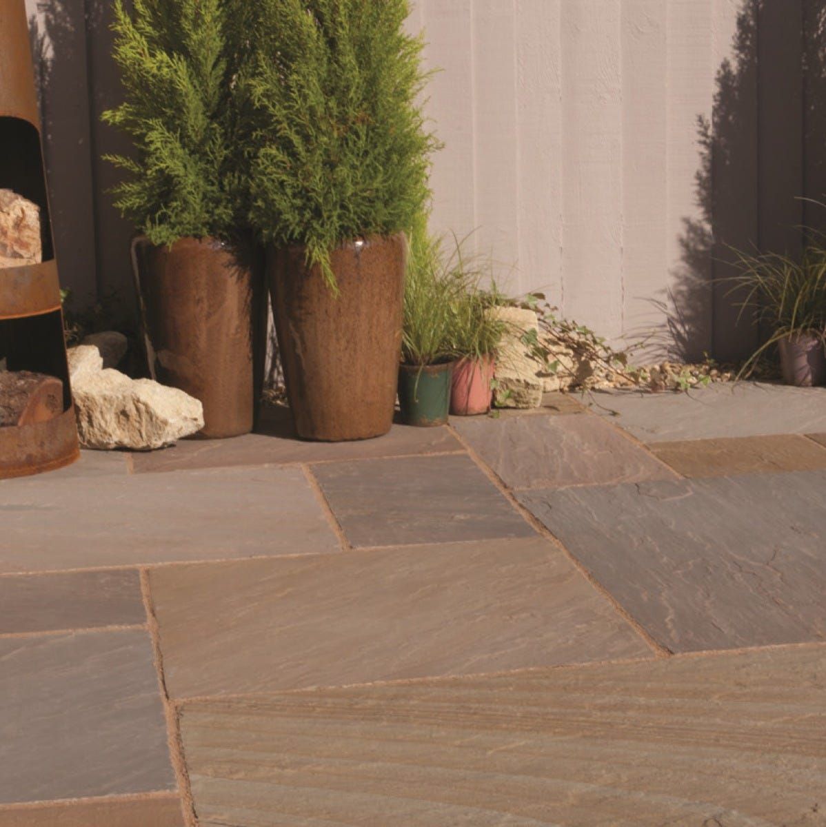 BRADSTONE BLENDED NATURAL STONE PAVING 900 x 600 x 18mm IMPERIAL GREEN 21615