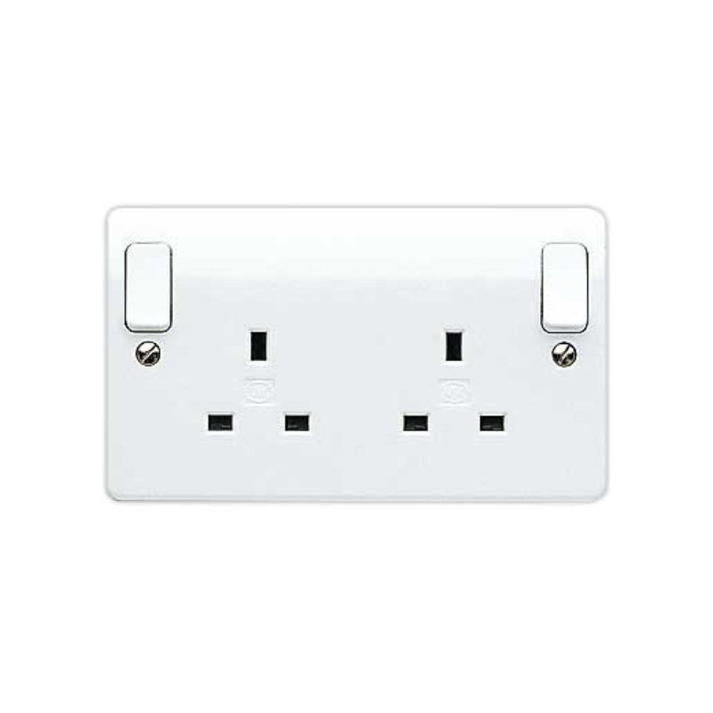 WEW 2-GANG DOUBLE POLE SWITCHED SOCKET 13a & DUAL EARTH WHITE K2746WHI