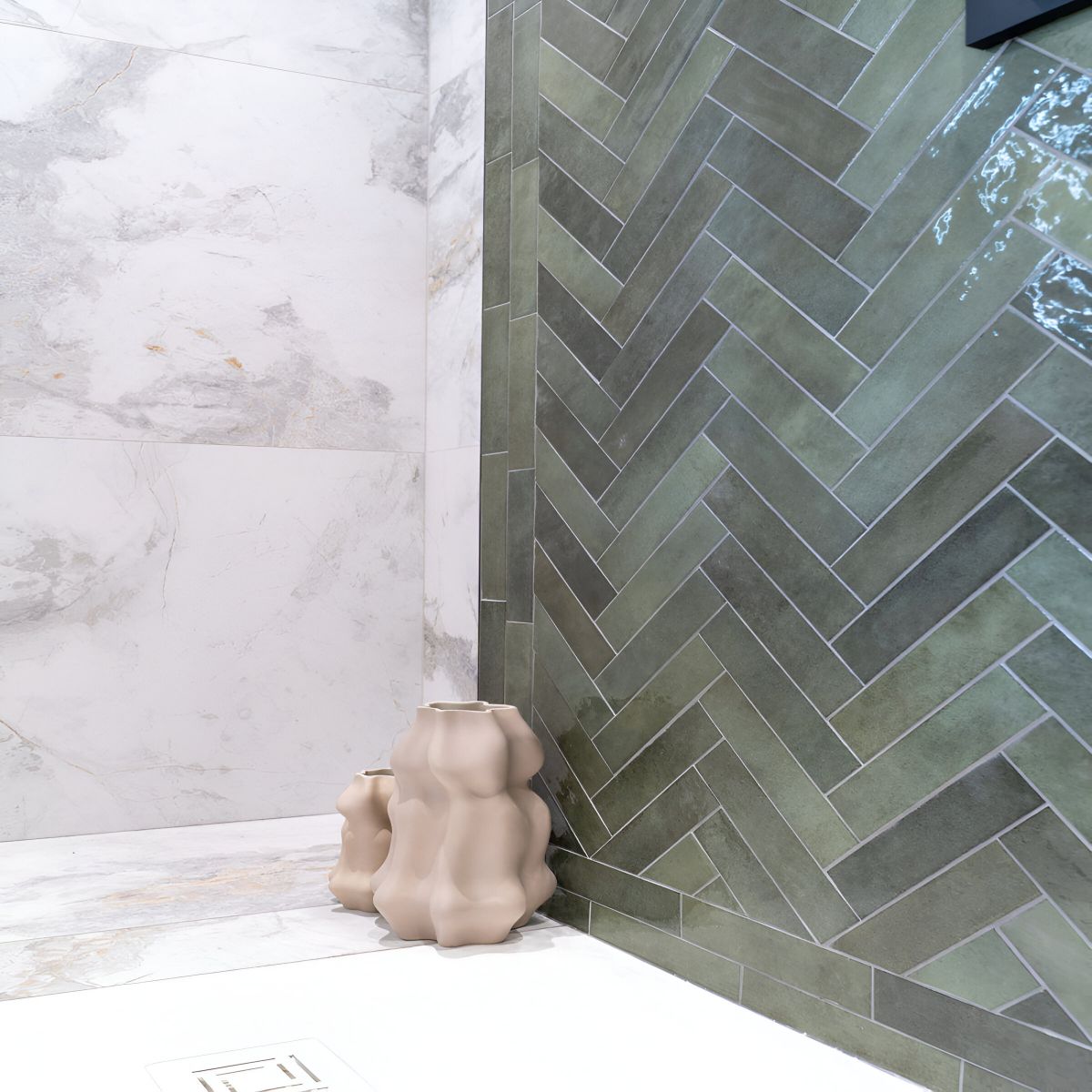YTC EDF80NHWH NEW HAMPTON TILE 800 x 800mm WHITE (1.56 TILES PER M2)