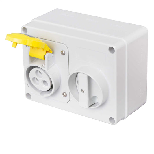 Gewiss 16A 2P+E 110V Interlocked Socket IP44
