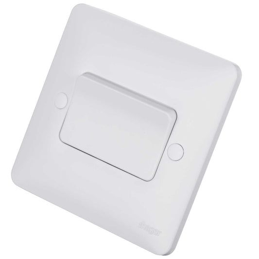Hager Sollysta 10A 1 Gang Intermediate Switch Wide Rocker White