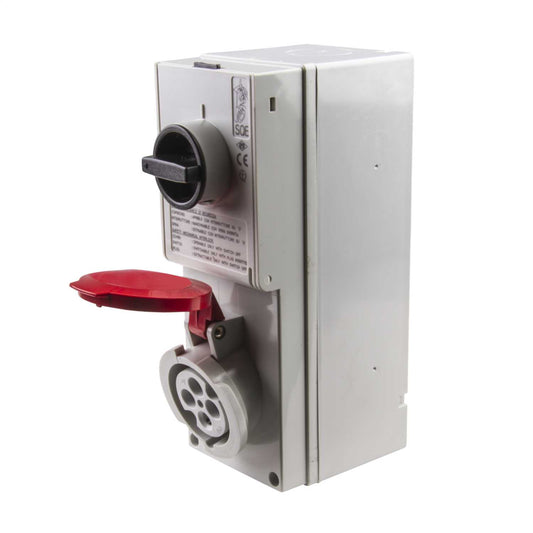 Ilme 16A 3P+E 415V Interlocked Switched Socket IP44