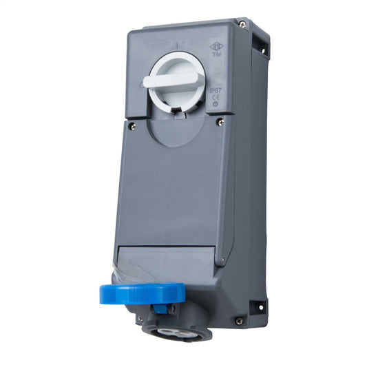 Ilme 32A 2P+E 230V Interlocked Switched Socket IP67