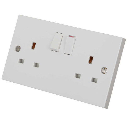 LGA Selectric 13A 2 Gang DP Switched Socket White