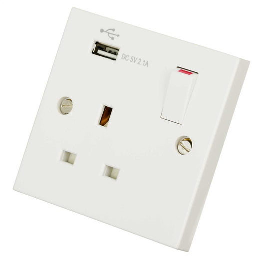 LGA Selectric 13A 1 Gang Switched Socket with USB Outlet