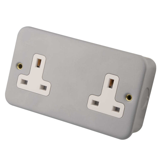 M2 Metal 13A 2 Gang Unswitched Socket Metal Clad