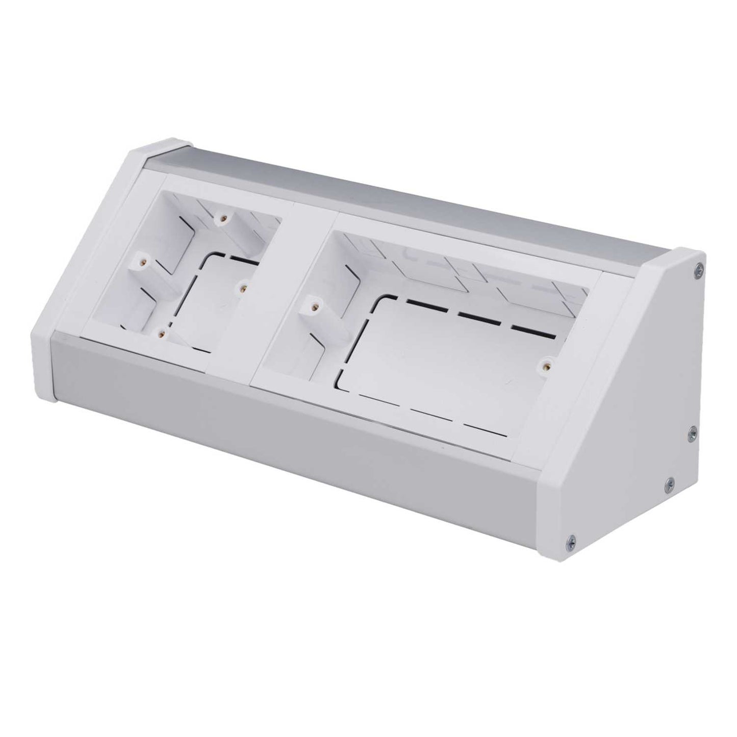 3 Gang Bench Trunking Unit Aluminium (Sold in 1's)