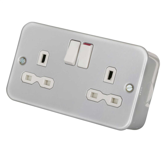 Knightsbridge 13A DP 2 Gang Socket Metal Clad