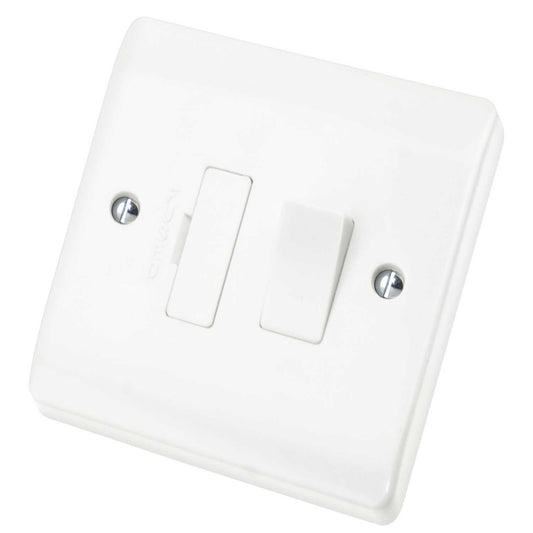 Scolmore Click Curva 13A DP Switched Fused Spur with Flex Outlet White